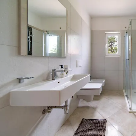 Host Apartmán *