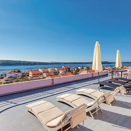 Apartament Host