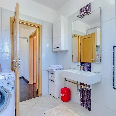 Host Apartmán Barbat na Rabu